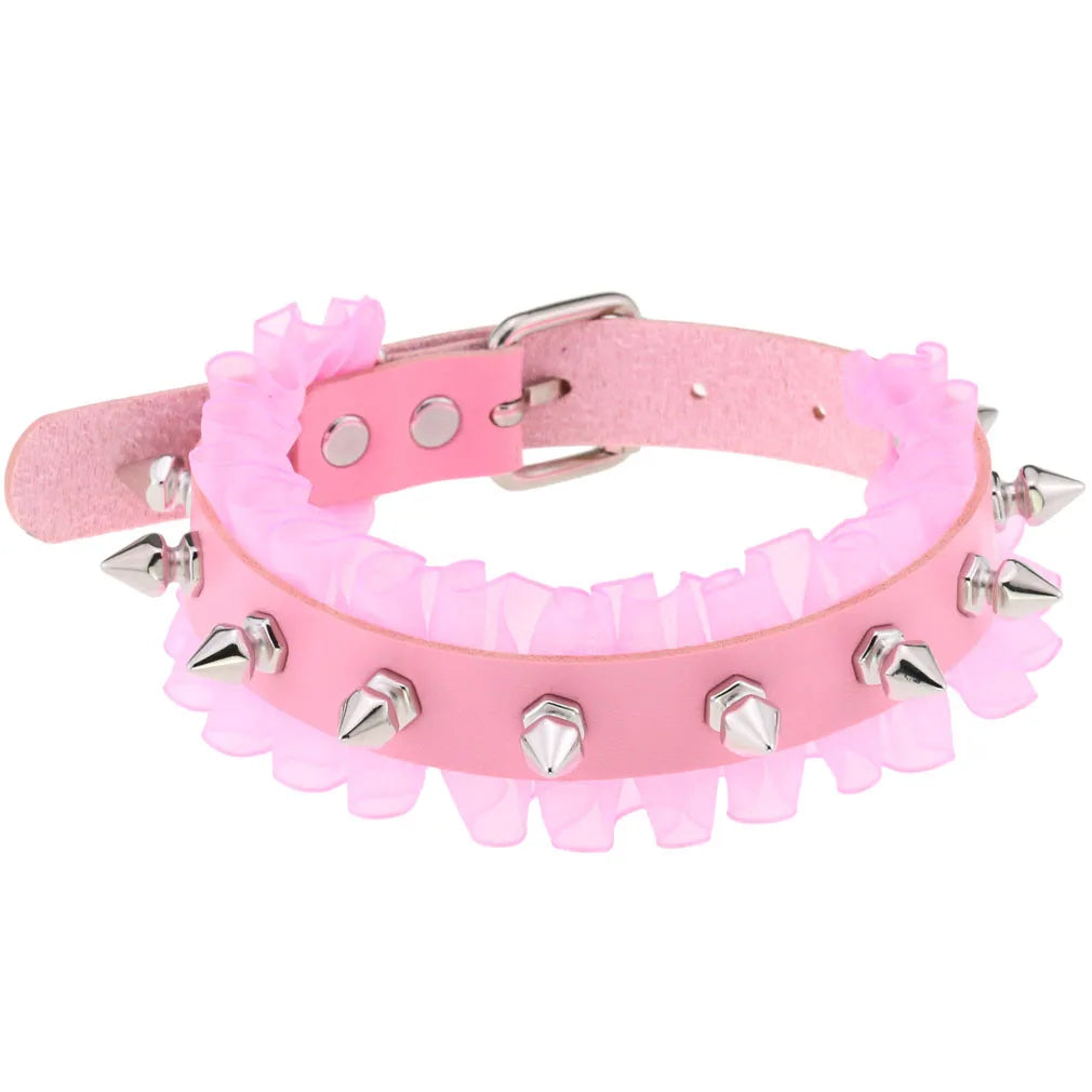 Sparkling heart pink choker, playful kawaii fashion accessory