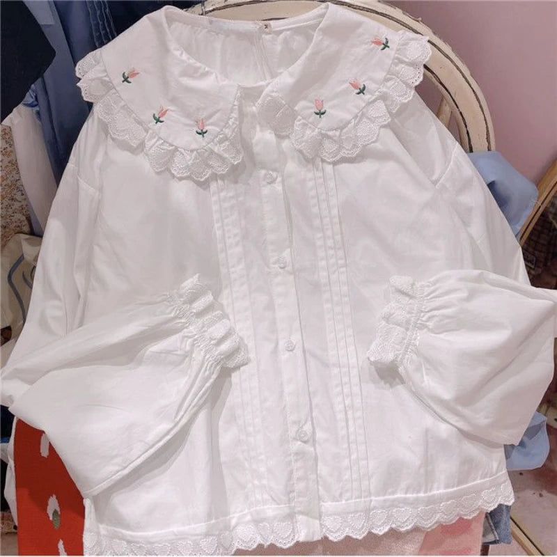 Floral lolita blouse with curvy fit from Blossom Kiss collection for kawaii fashion lovers