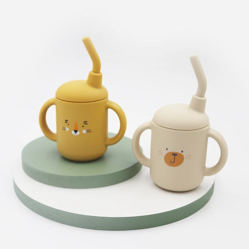Kawaii zoo sippie bottle featuring adorable animal faces for littles and caretakers in babycore community