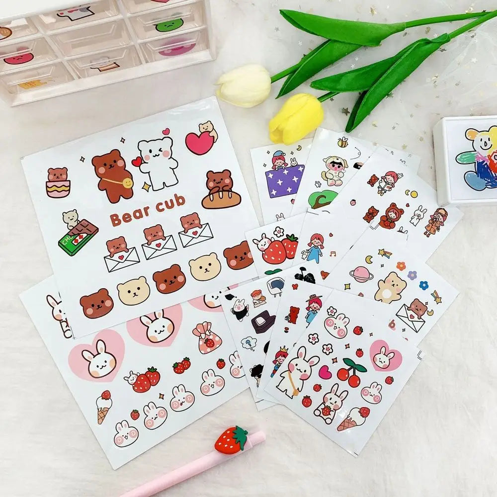 Compact and durable Sticker Bear Mini Trash Can, ideal for little spaces and gaming setups