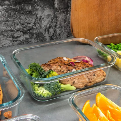 Airtight borosilicate glass containers in kawaii bubblegum pink, perfect for leftovers and meal prep
