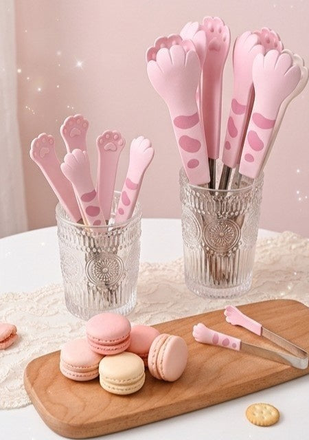 Cute cat paw silicone kitchen tongs with playful pastel design, kawaii gift for cat lovers and baking fans