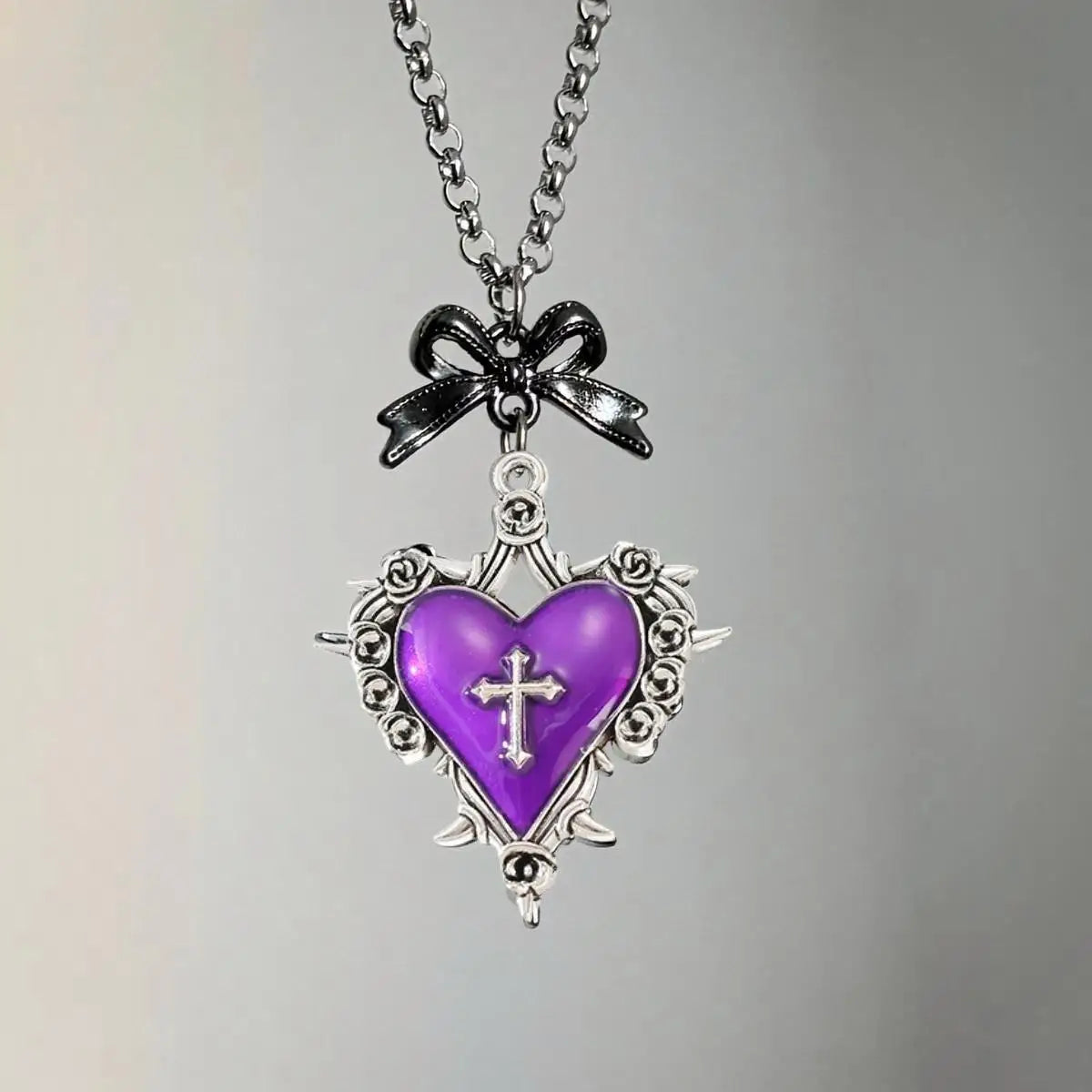Purple crimson thornheart necklace with delicate thorns and bow, perfect for pastel goth and bratty babygirls