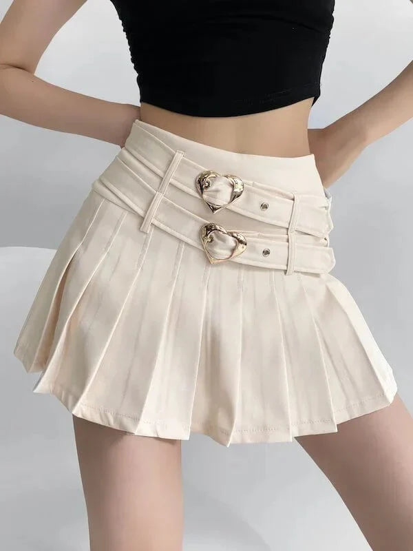 White double heart buckle pleated mini skirt, brat aesthetic style