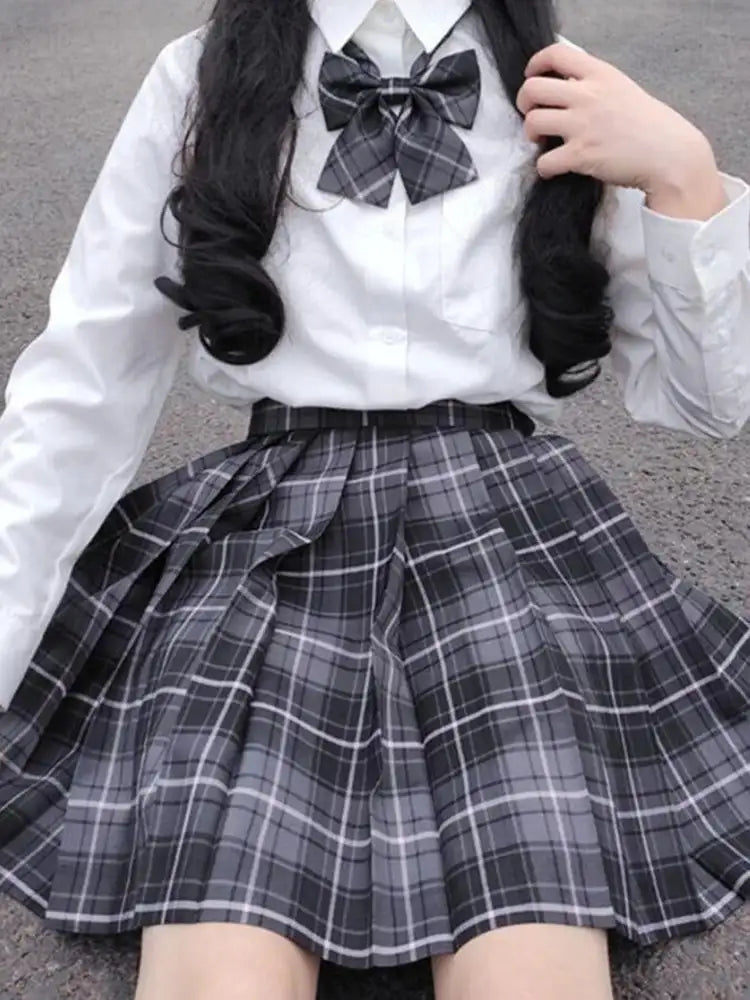 Iconic Preppy Plaid Skirt in Black, classic pleated skirt with preppy baddie style for DDLG fashion