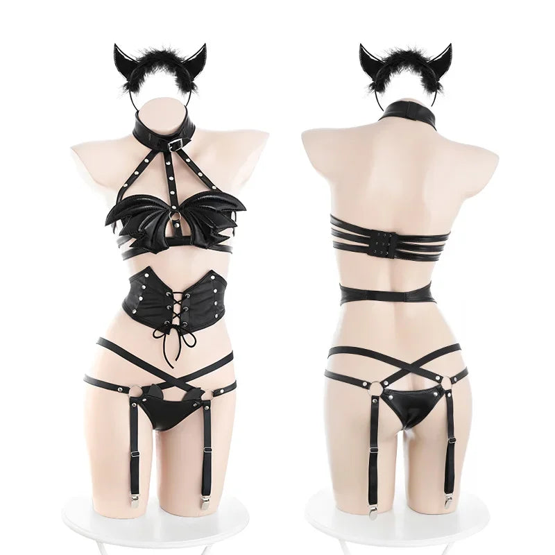 Complete demon cosplay set with wings, horns, bra & thong, cutebaddie ready