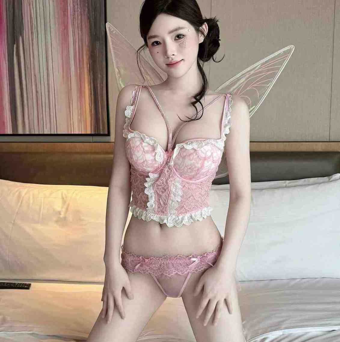 Pink Desire Corset Lingerie Bra with lace accents, backless design, and metallic heart — fairycore ethereal ddlg kawaii baddie lingerie