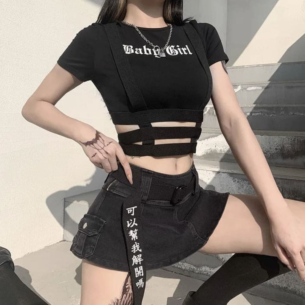 Trendy Baby Girl cropped top with soft fit and graphic text, ideal for grunge, Y2K, and casual street style looks