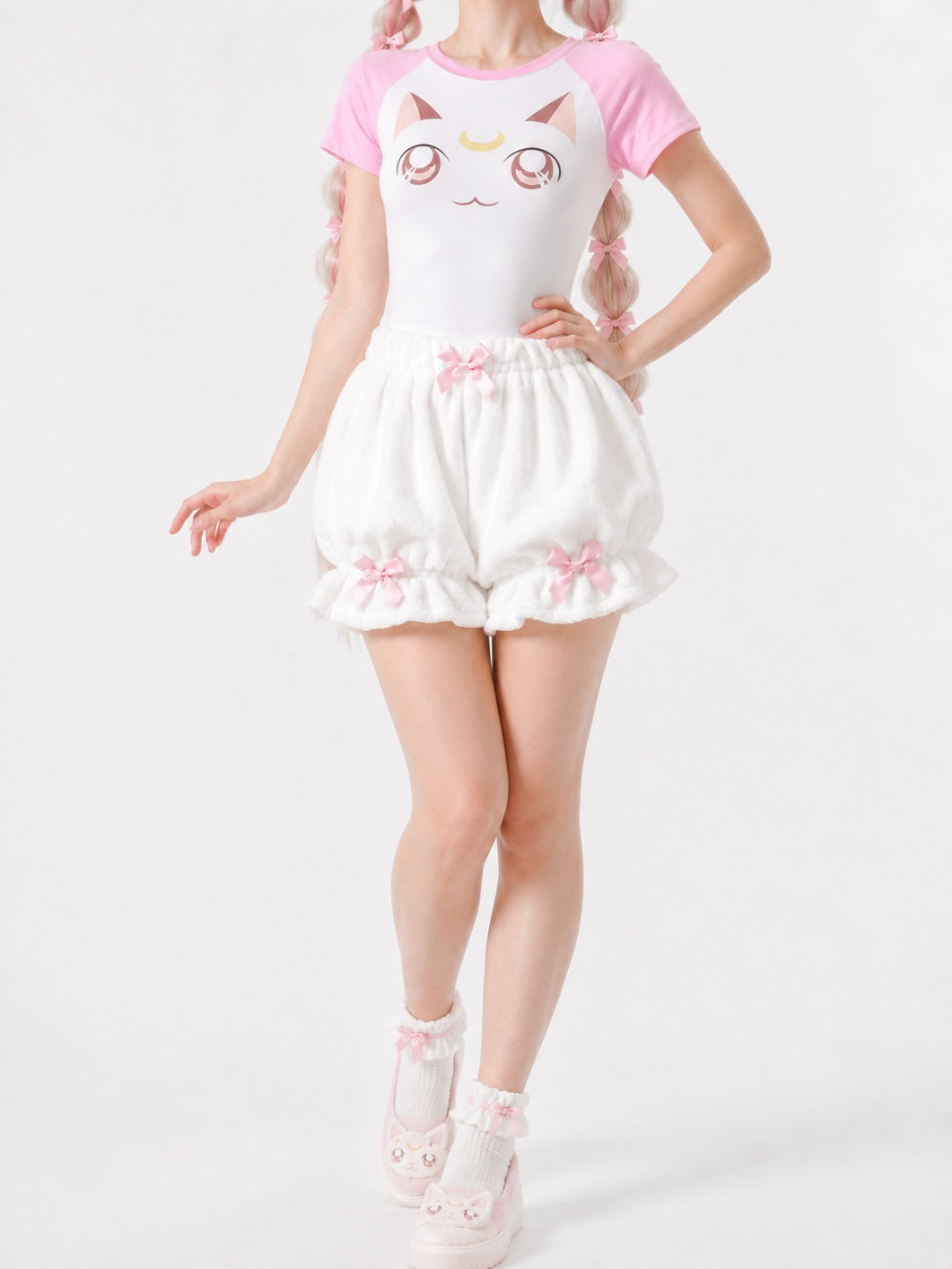 Model wearing sugar cloud puff Lolita bloomers, DDLGirl sweet lolita style