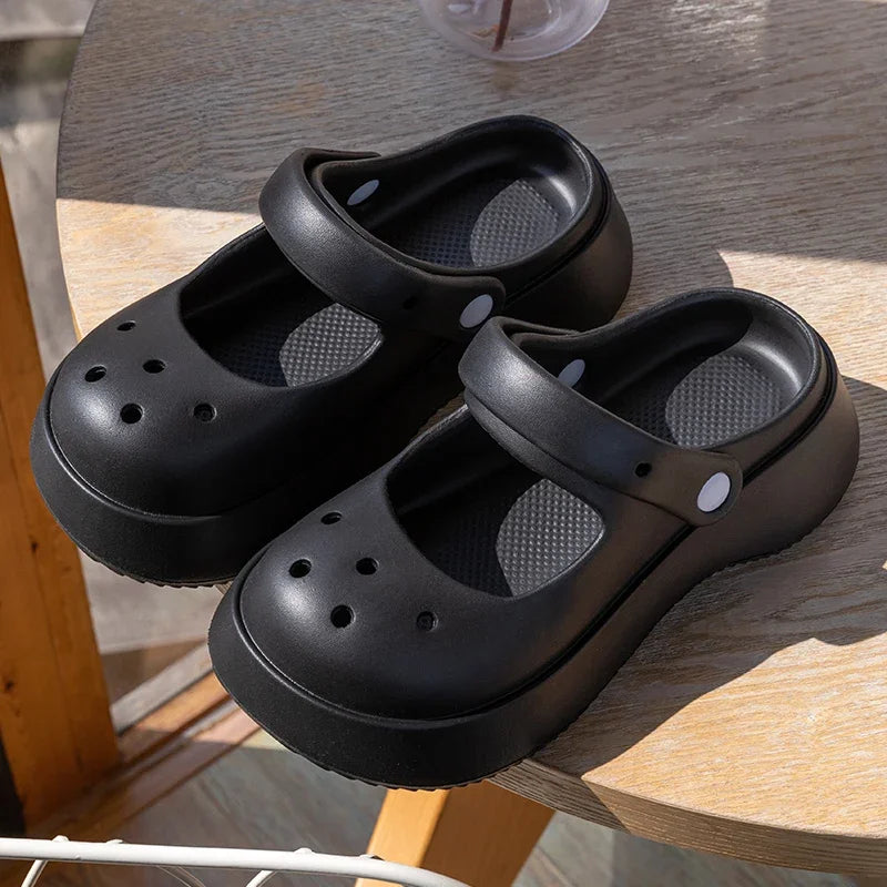 Black version of the Sweet Summer Platform Slides with soft, comfy build