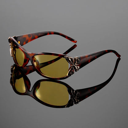 bold psychedelic trippy pattern festival sunglasses perfect for rave party outfits